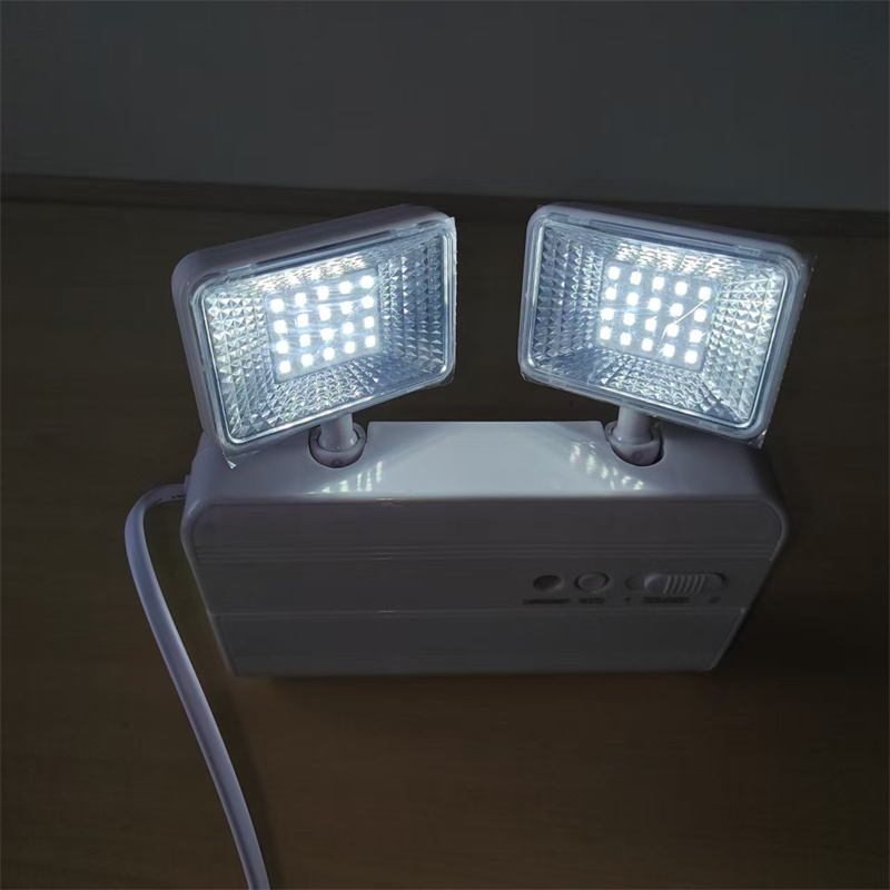 360° Rotatable Lamp Head Emerg - Power Outage Light recension och pris
